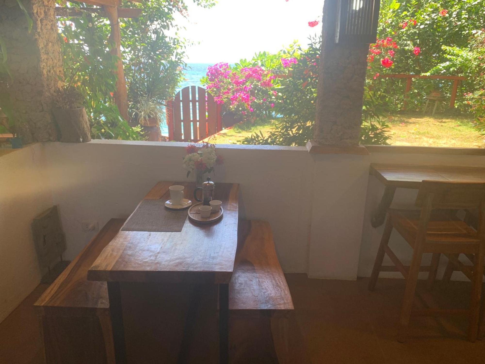 Blue Raven Resort Anda  Bagian luar foto