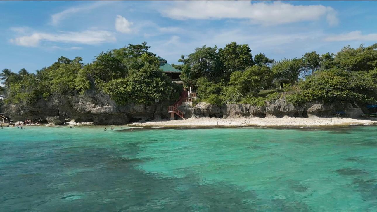 Blue Raven Resort Anda  Bagian luar foto