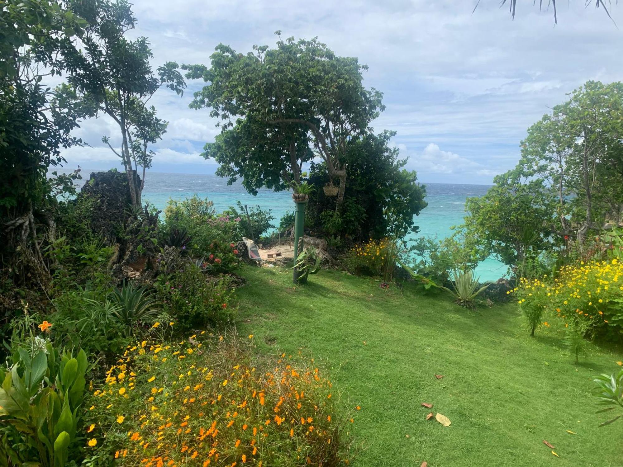 Blue Raven Resort Anda  Bagian luar foto